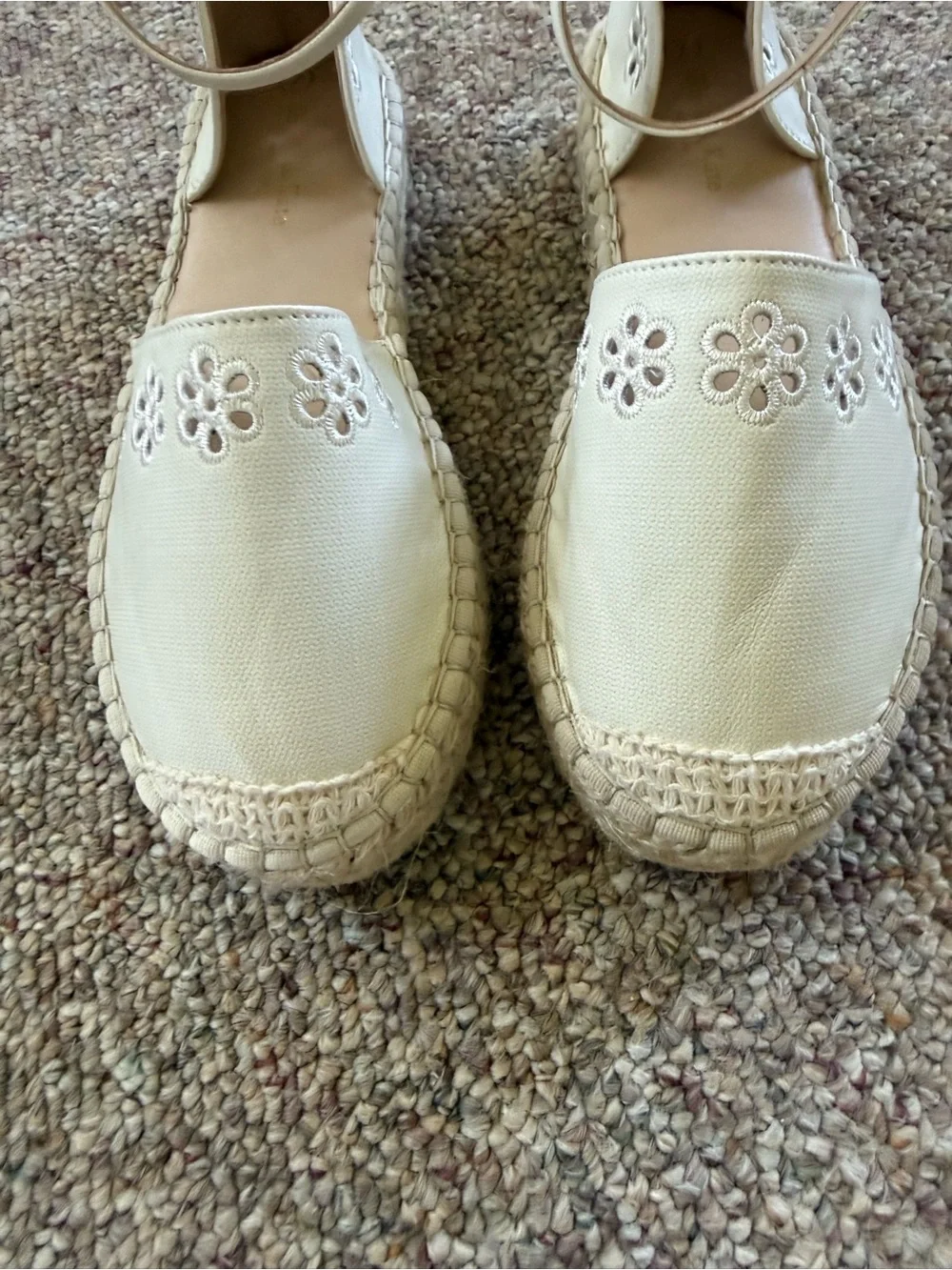 Olivia & Kate off-white espadrille sandals  eyelet design size 7